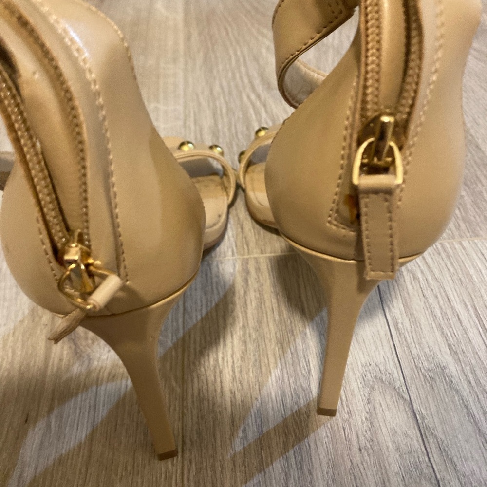 Saks Fifth Avenue Nude Studded Heels